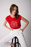 Kadın T-Shirt Kırmızı Beli Lastikli Vatkalı Görünümlü Önü Nakışlı Basic - 2507