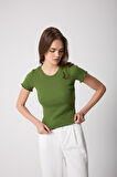 Kadın T-Shirt Yeşil Fitilli Slim Fit Kısa Kol Baby Overlok Detaylı Basic - 2511