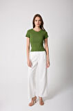Kadın T-Shirt Yeşil Fitilli Slim Fit Kısa Kol Baby Overlok Detaylı Basic - 2511