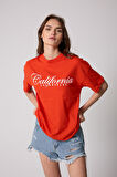 Kadın Kırmızı Oversize T-Shirt California Baskılı - 2517