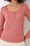 Pembe Düğme Detaylı Fitilli Görünümlü Yuvalak Yaka Uzun Kollu Kadın Bluz - 2443