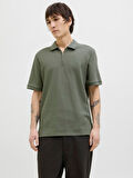 JJEAUSTIN ZIP POLO SS NOOS GREEN