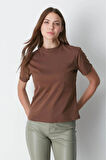 %100 Organik Pamuk Kadın Kahverengi Basic Ribana'lı Dik Yaka Örme T-shirt Yarım Balıkçı