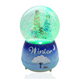 Müzikli Renk Değişiren Işıklı Kar Püskürtmeli Çift Temalı Kar Küresi