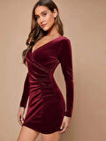 Kadın Uzun Kollu Kruvaze Yaka Büzgü Detay Fırsat ürün Mini Kadife Elbise