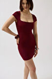 Pencere Detay Mini Dekolte Elbise