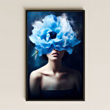 Mavi Çiçekli Kadın Portresi Temalı Huzurlu Sanatsal Pleksi Tablo