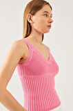 Kadın Pembe Kolsuz Askılı Bel ve Yaka Detaylı Yazlık Atlet Triko Bluz