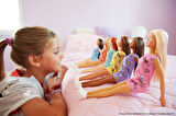 Mattel T7439 – Chic Barbie, 3-Katlı Çeşitli