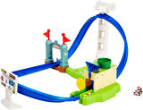 Hot Wheels Mario Kart Keskin Dönüşler Pist Seti, Bilgisayar Oyunundan Ilham Alan Oyun Seti, Mario Ka