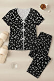 Kadın Siyah Beyaz Kalp Desenli Fiyonklu Kısa Kollu Pijama Takımı