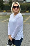 Beyaz Bisiklet Yaka Yandan Yırtmaçlı Basic Tshirt