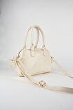 Kadın Krem Kırışık Parlak Suni Deri Fermuar Kapama Askılı El Kol Ve Omuz Çantası