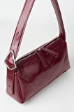 Kadın Hatmi Bordo Baget Tasarım Askılı Astarlı Rugan Suni Deri Fermuar Kapama El Ve Omuz Çantası