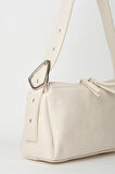 Kadın Hatmi Krem Baget Tasarım Askılı Astarlı Rugan Suni Deri Fermuar Kapama El Ve Omuz Çantası