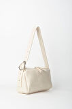 Kadın Hatmi Krem Baget Tasarım Askılı Astarlı Rugan Suni Deri Fermuar Kapama El Ve Omuz Çantası
