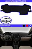 Volkswagen Jetta 2005-2010 İçin Uygun Torpido Koruma Halısı Siyah Kenar Renk Siyah
