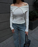 Kelebek yaka uzun kol bluz beyaz