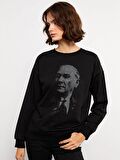 Bisiklet Yaka Atatürk Baskılı Uzun Kollu Kadın Sweatshirt