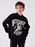 Gömlek Yaka Wednesday Baskılı Uzun Kollu Oversize Kadın Sweatshirt
