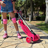 3 Tekerlekli Katlanabilir Işıklı Pembe Renk Scooter - 6 Yaş +