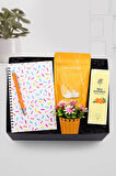 Konfeti Defter-Turuncu Kalem-Papatya Saksı-Patiswiss Portakal-Rebul Mandalina Kolonya Hediye Seti