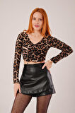 Yonca Moda Evi Leopar Desen Önü Büzgülü Basic Bluz