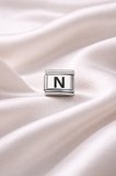 N Harf Charm | Çelik Bileklik Aksesuarı | Kişiye Özel Harf Modülü | Minimal & Şık Tasarım