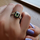 Taşlı Kol Detaylı Altın  Baget Yüzük (YZK0227)