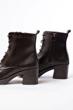 5109-3025 Kahverengi Bağcıklı Fermuarlı Kalın Topuklu Günlük Kadın Bot
