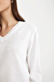 DeFacto Relax Fit Yumuşak Dokulu V Yaka Basic Düz Triko Kazak C4024AX24WNER105