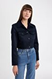 DeFacto Crop Gömlek Yaka Düğmeli Cep Detaylı Blazer Ceket D4276AX24AUNV253