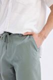 DeFacto Regular Fit Düz Paça Gabardin Bermuda Şort C5397AX24SMGN1129