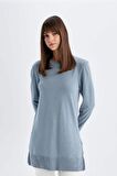 DeFacto Regular Fit Bisiklet Yaka Yırtmaçlı Basic Düz Triko Kazak Tunik H3431AZ24AUBE690