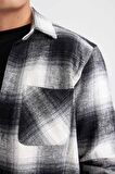 DeFacto Regular Fit Polo Yaka Kareli Oduncu Flanel Uzun Kollu Gömlek D3498AX24WNBK81