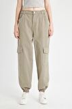 DeFacto Coool Gabardin Jogger Pantolon Normal Bel Basic Düz Kargo Cepli B0454AX24AUKH419