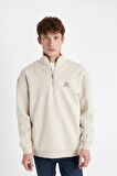 Comfort Fit Dik Yaka Baskılı Sweatshirt