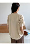 Kadın Bej Kadın Figür Baskılı Oversize Bisiklet Yaka T-Shirt