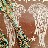 El Yapımı 'Patisserie' Temalı Seramik/Ahşap Mutfak Panosu (50x47 cm)