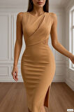 Kadın Goğüs Detaylı Sırt Dekoltelı Yırtmaç Detaylı Scuba Elbise