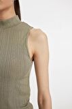 DeFacto Slim Fit Dar Kesim Yarım Balıkçı Yaka Fitilli Kaşkorse Smart Atlet C7703AX24AUKH465