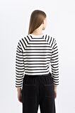 DeFacto Coool Loose Fit Bisiklet Yaka Çizgili Uzun Kollu Tişört C4400AX24SPWT32