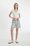 DeFacto Coool Regular Fit Normal Bel Kısa Paça Gabardin Şort D1006AX24SMGR296