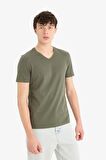 DeFacto Slim Fit Dar Kesim V Yaka Basic Düz Kısa Kollu %100 Pamuk Tişört M7668AZ25SPKH244