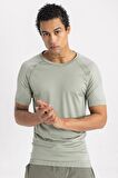 DeFactoFit Slim Fit Dar Kesim Bisiklet Yaka Sporcu Kısa Kollu Tişört B2887AX24SPGN920