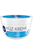 Nivea Besleyici Yüz Bakım Kremi 100ml, 24 Saat Nemlendirici, Makyaj Bazı, Yağlı His Bırakmaz, Hızlı Emilir