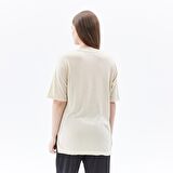 defy's KADIN YIRTMAÇ VE BASKI DETAYLI KISA KOLLU TİŞÖRT