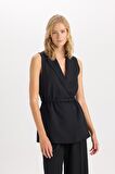 DeFacto Ceket Yaka Basic Düz Kemerli Kolsuz Blazer Yelek D4784AX24AUBK81