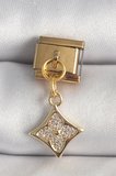 316L Çelik Gold Renk Sallantı Zirkon Taşlı Çiçek İşlemeli Nomination Charm