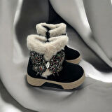 KIZ ÇOCUK KELEBEKLİ KAYMAZ TABAN BOT 